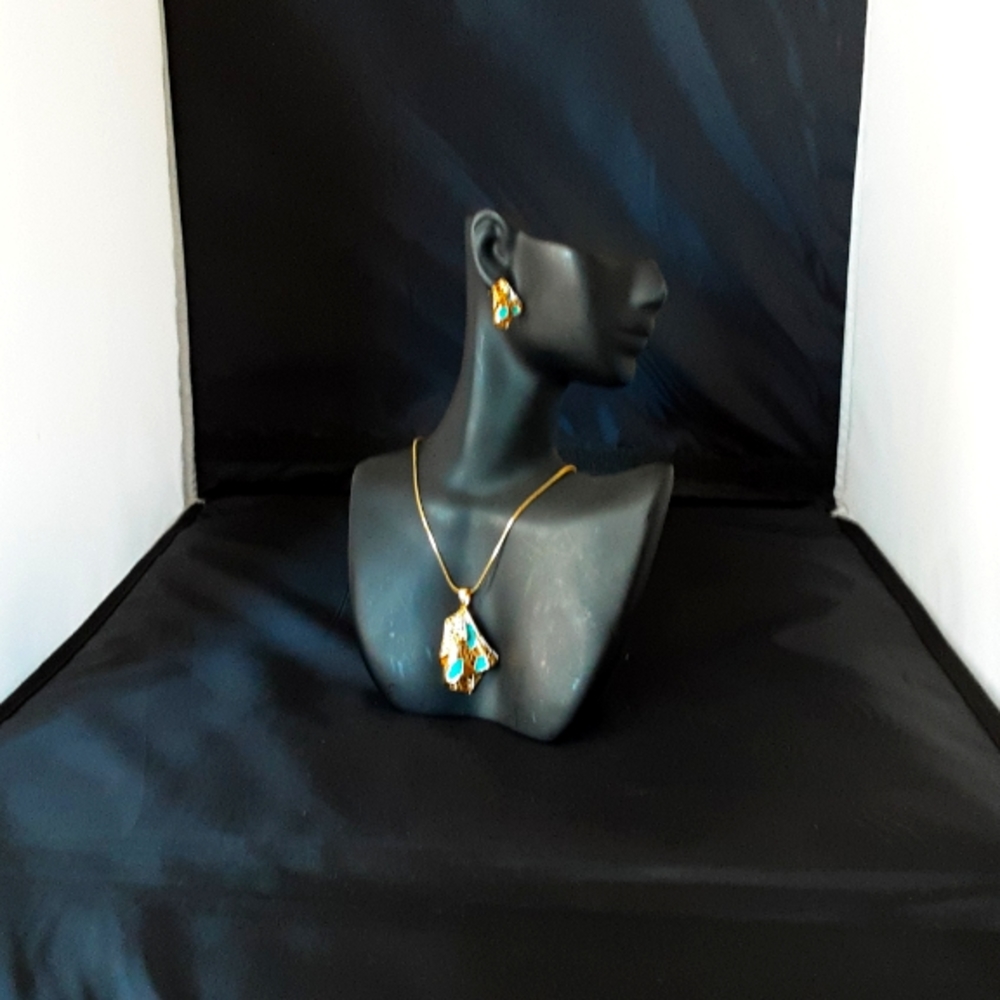 Middle Eastern Turquoise Jewelery Set